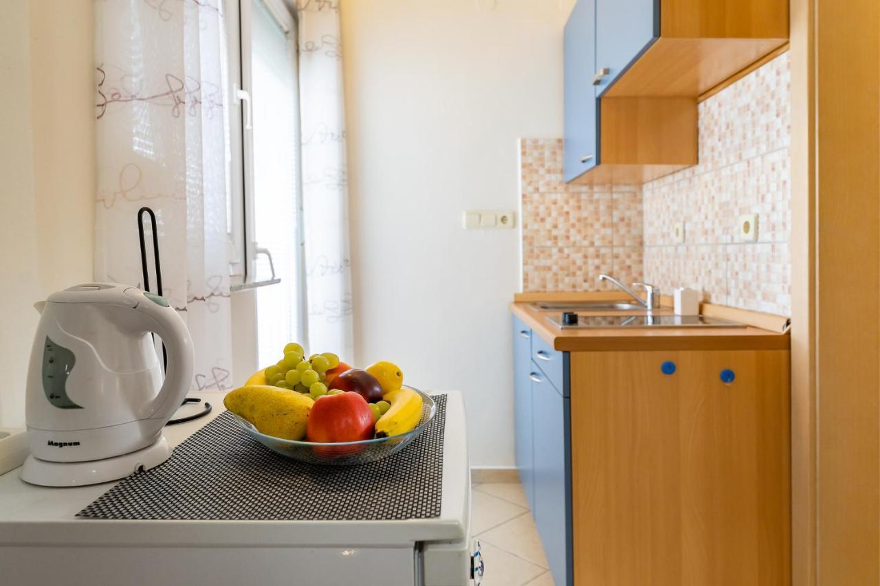 Argyruntum Apartments Stari Grad Kültér fotó