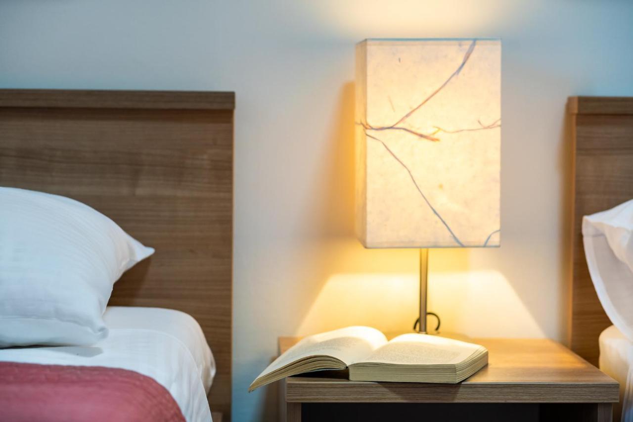 Argyruntum Apartments Stari Grad Kültér fotó